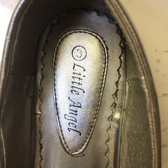 Girls Silver Flats - Picture 3 of 3